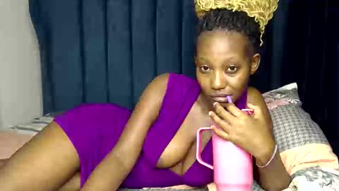 Mary online show from 10.14.25