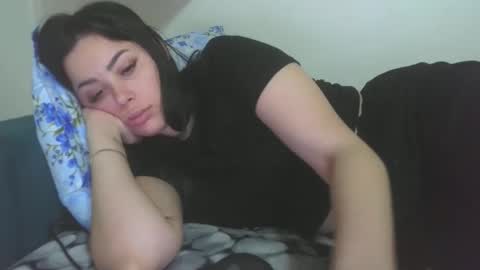 prettyjulliette online show from 05.12.26