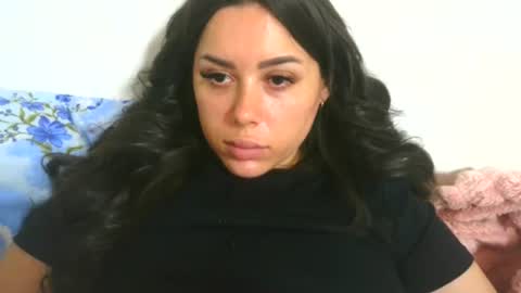 Snapshot of prettyjulliette chatting on 06.24.26 prettyjulliette online show from 06.24.26