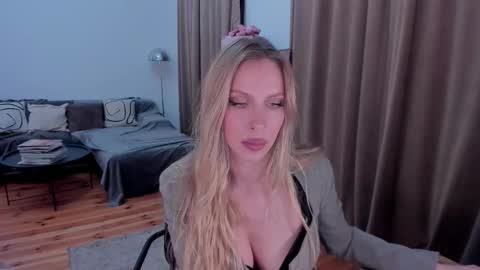Eva online show from 03.10.26