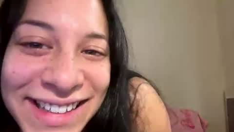 Snapshot of prettylilcherry chatting on 07.17.26 prettylilcherry online show from 07.17.26