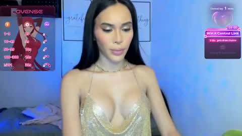 Snapshot of prettylittlewifeyy chatting on 08.01.26 Your wifey online show from 08.01.26