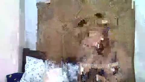 prettymel_ online show from 03.04.25