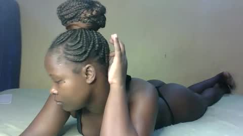 Melly online show from 12.19.25