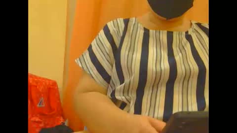 Nhing online show from 10.27.25