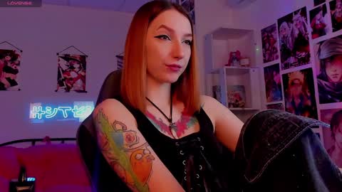 Snapshot of prettyreckess chatting on 12.27.24 Mila -NONUDE MODEL online show from 12.27.24