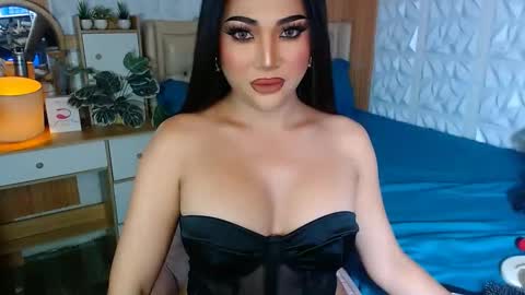 Snapshot of prettysexymaria chatting on 12.05.25 prettysexymaria online show from 12.05.25