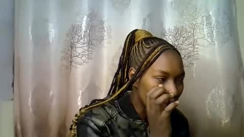 Snapshot of prettyshasha_ chatting on 09.22.25 prettyshasha_ online show from 09.22.25