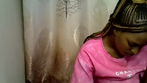 Snapshot of prettyshasha_ chatting on 09.25.25 prettyshasha_ online show from 09.25.25