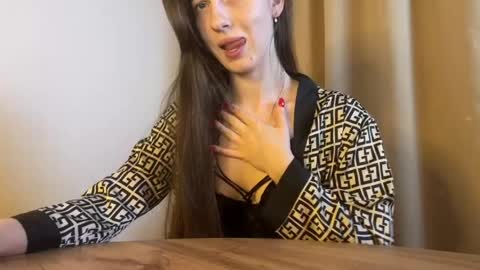 prettyyy_angel online show from 04.18.26