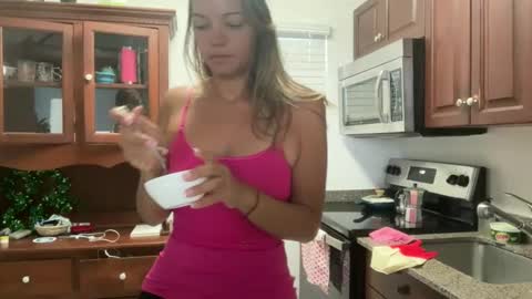 Snapshot of prettyyykittyyy22 chatting on 05.16.26 prettyyykittyyy22 online show from 05.16.26