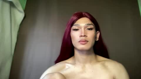 Snapshot of pricelessbeautyxxx chatting on 12.14.25 TINA online show from 12.14.25