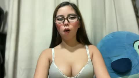 Snapshot of pricelessbeautyxxx chatting on 06.21.26 TINA online show from 06.21.26