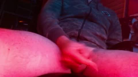 Aussie Bi Top Cum Say Hi online show from 07.10.26