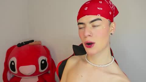 Snapshot of prince_adreww chatting on 11.25.25 PRINCE ADREWW - JOIN MY FAN CLUB online show from 11.25.25