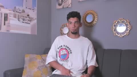 prince_arthur77 online show from 09.13.25