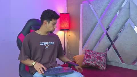 prince_arthur77 online show from 03.13.26