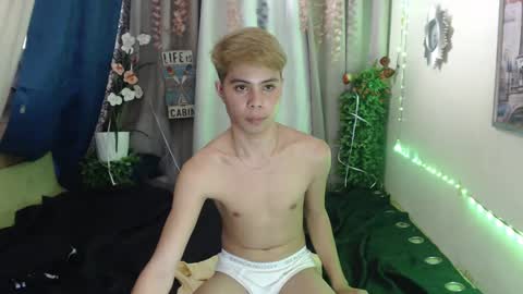 Snapshot of princes_henry chatting on 01.30.25 princes_henry online show from 01.30.25