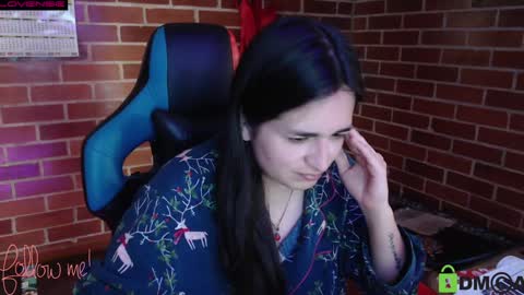 Snapshot of princesa_leia_zathur chatting on 01.30.25 Leia online show from 01.30.25
