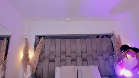 Snapshot of princesrosie chatting on 03.26.26 rosa online show from 03.26.26