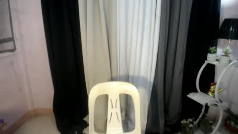 Snapshot of princess_luxe chatting on 03.06.26 Cutie Princess online show from 03.06.26