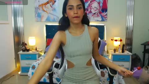 Snapshot of princess_skinny18 chatting on 04.16.26 princess_skinny18 online show from 04.16.26