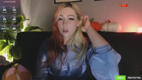 Snapshot of princess_sofiee chatting on 01.20.25 Yo Im Sofiee online show from 01.20.25