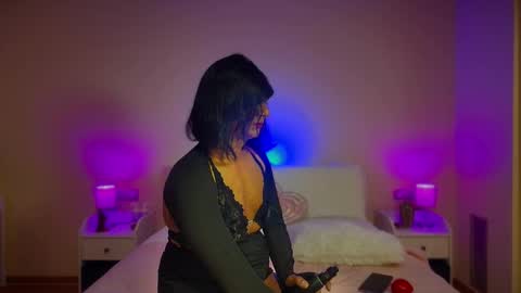 Princessa Lola online show from 11.28.25