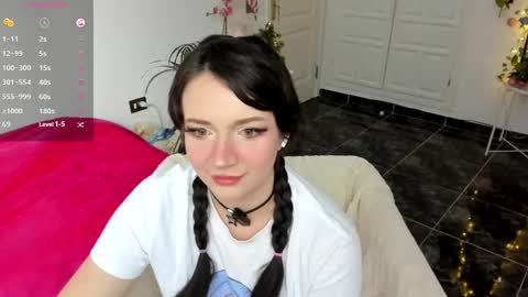 Princess Foxy online show from 12.20.24