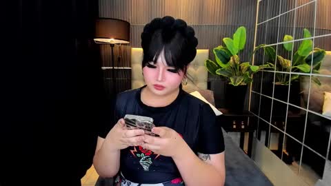 Snapshot of princesshugecummer chatting on 02.21.25 Astrid Ley online show from 02.21.25