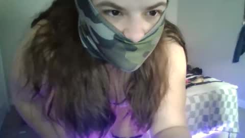 Snapshot of princessicekitten chatting on 03.09.26 princessicekitten online show from 03.09.26