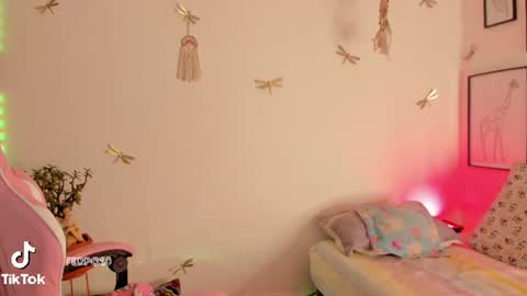 princessluna_14 online show from 06.12.26