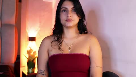 Snapshot of princessluu chatting on 04.12.26 Lu online show from 04.12.26