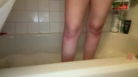 Snapshot of princessoftenis44 chatting on 02.28.25 princessoftenis44 online show from 02.28.25