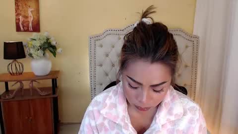 princessyanzy1 online show from 02.25.25