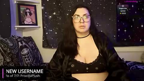 Priscilla Plush online show from 07.02.26