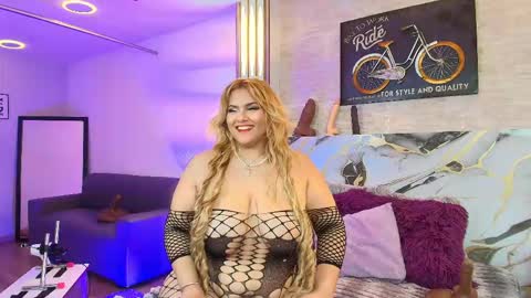 Snapshot of prishaa chatting on 05.29.26 PRISHArMANA online show from 05.29.26