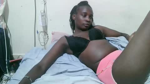 Snapshot of pritty_amber chatting on 03.11.26 pritty_amber online show from 03.11.26