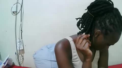 Snapshot of pritty_amber chatting on 04.16.26 pritty_amber online show from 04.16.26