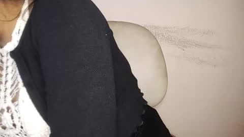 priyu_ online show from 11.25.25