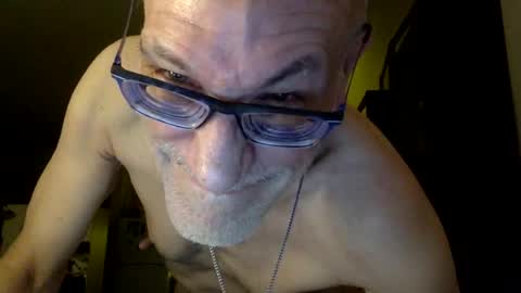 ProfNUWear online show from 08.03.26