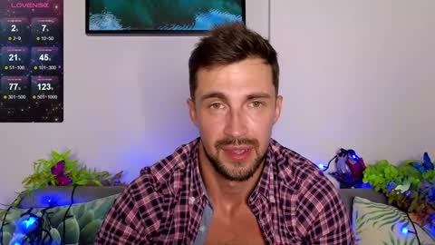 Snapshot of promethe_us chatting on 01.24.25 Prometheus original online show from 01.24.25