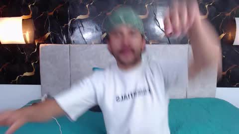 Adris  Juan online show from 02.20.26