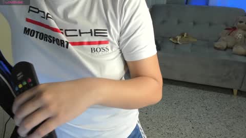    INDEPENDENT MODEL online show from 01.02.25