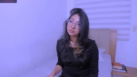 Mara online show from 10.15.25