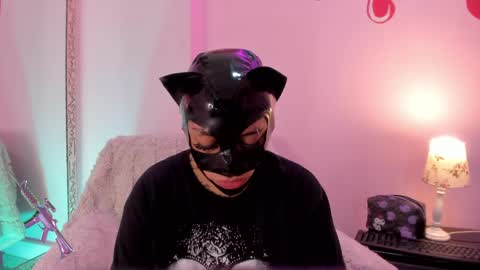 Snapshot of psychodoll_11 chatting on 05.10.26 psycodoll online show from 05.10.26