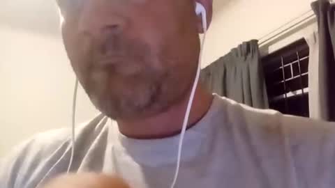 Snapshot of ptaslave chatting on 12.01.24 PtaSlave online show from 12.01.24