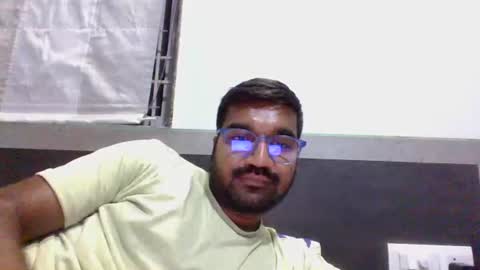 Snapshot of ptl1711 chatting on 10.30.25 ptl1711 online show from 10.30.25