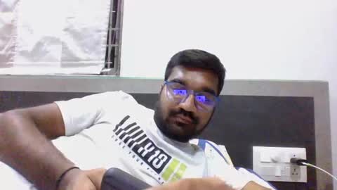 Snapshot of ptl1711 chatting on 11.01.25 ptl1711 online show from 11.01.25