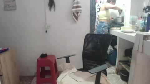 Snapshot of pummpummm chatting on 01.13.25 pummpummm online show from 01.13.25